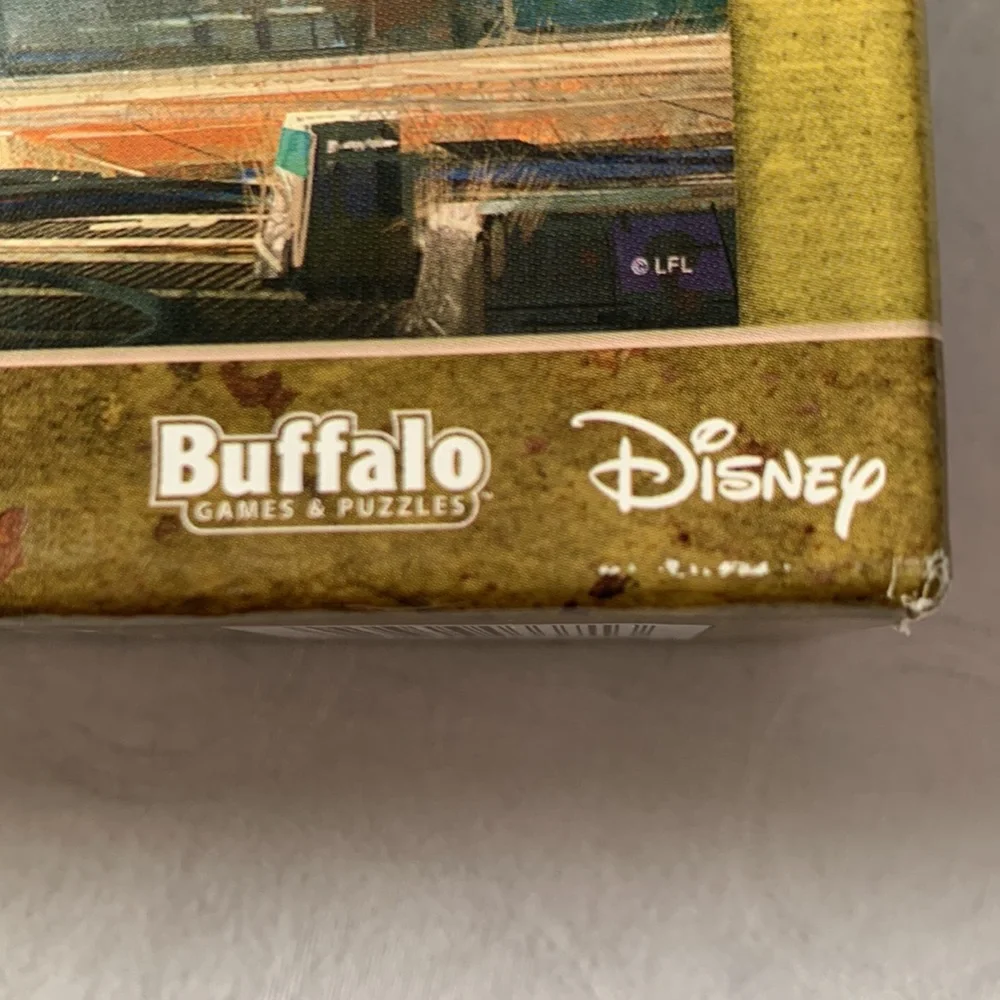 NIB Factory Sealed Star Wars Puzzle 500 Piece Galaxy’s Edge Trading Post - Picture 5 of 6